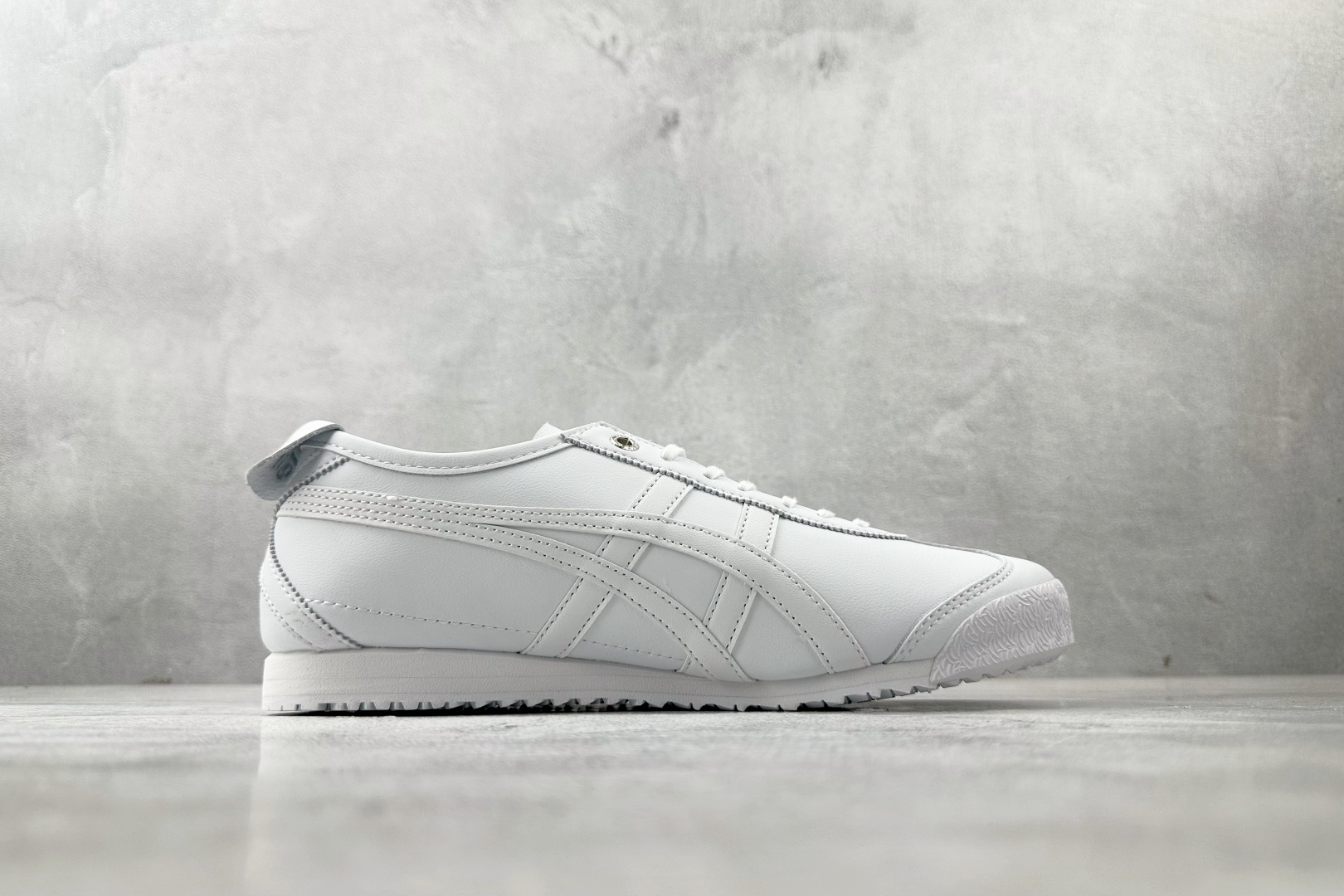 170 渠道特供 Onitsuka Tiger鬼塚虎 MEXICO 66 白色 1183A872-117