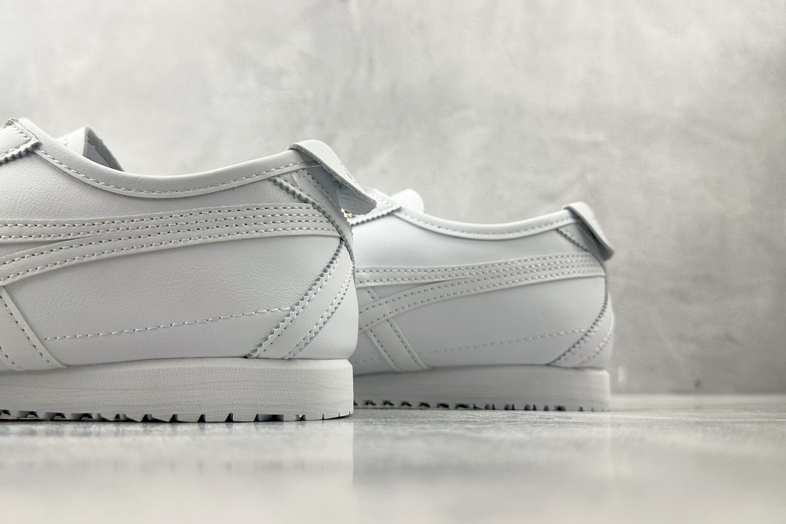 170 渠道特供 Onitsuka Tiger鬼塚虎 MEXICO 66 白色 1183A872-117