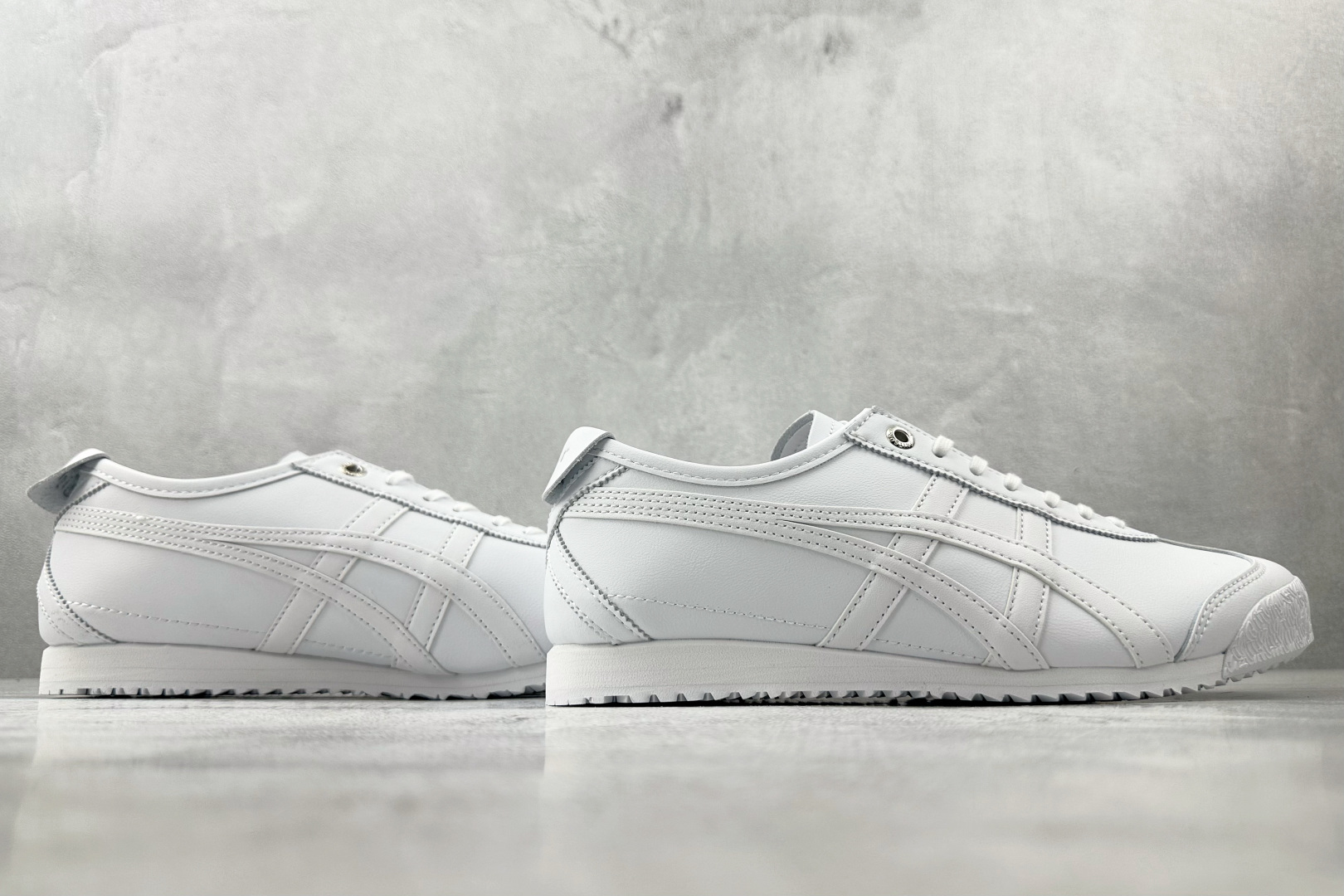 170 渠道特供 Onitsuka Tiger鬼塚虎 MEXICO 66 白色 1183A872-117