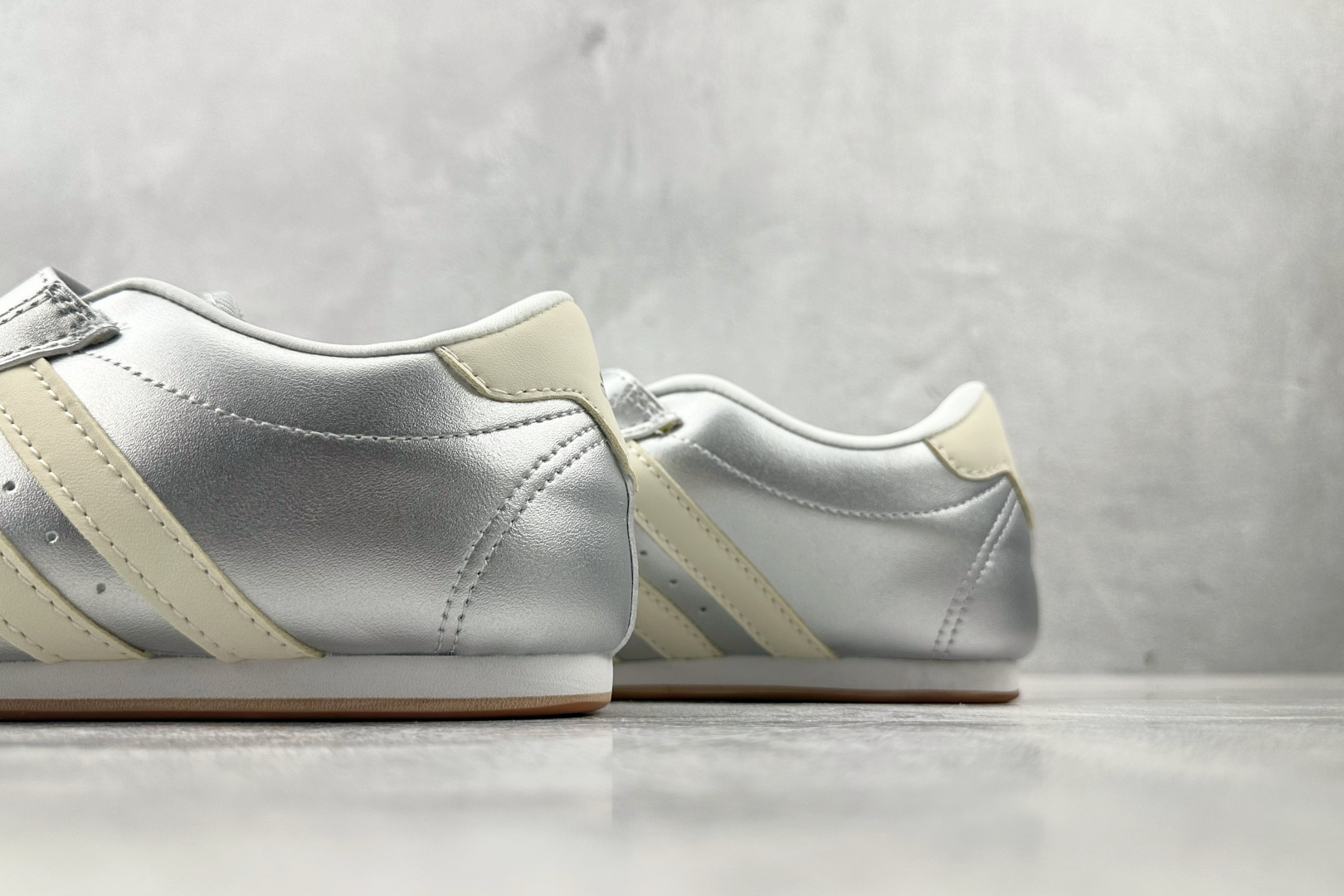 160 出口订单 adidas originals Taekwondo 金属银 JS4023