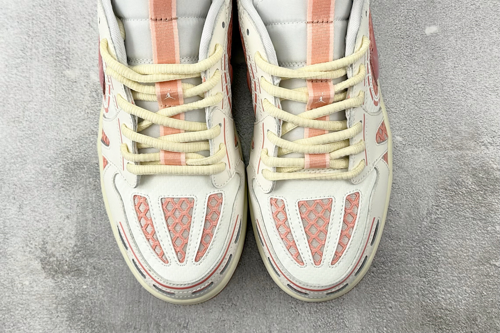 K版 综合版 Jordan Air Jordan 1 Method of Make V3 粉白货号：HQ