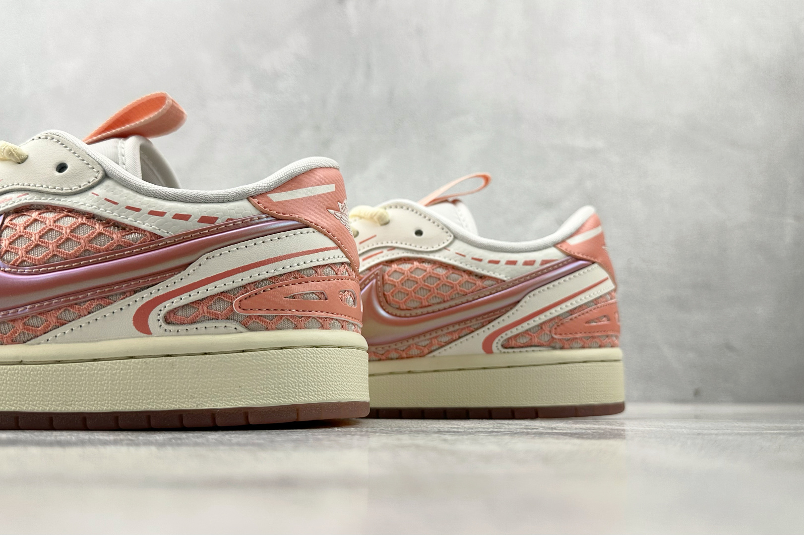 K版 综合版 Jordan Air Jordan 1 Method of Make V3 粉白货号：HQ