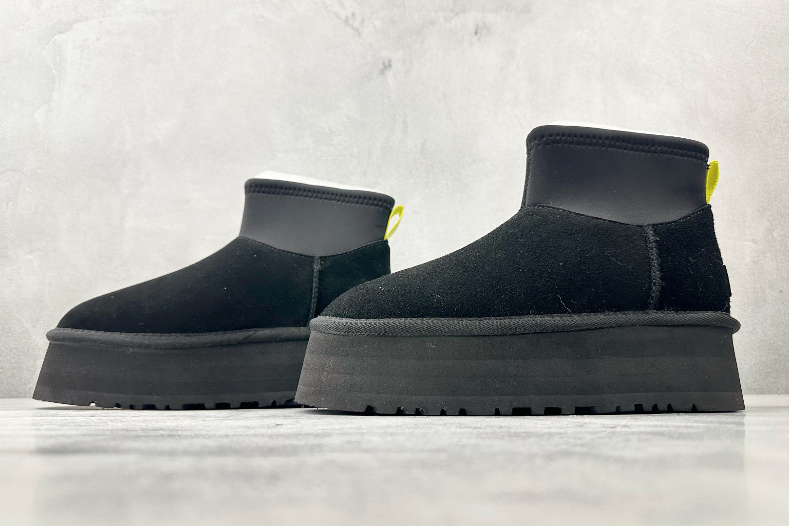 260 UGG 雪地靴 黑色 1168170-BLK