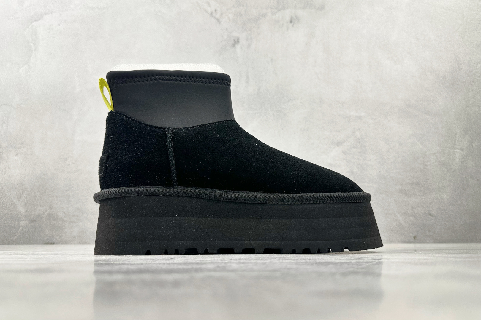 260 UGG 雪地靴 黑色 1168170-BLK