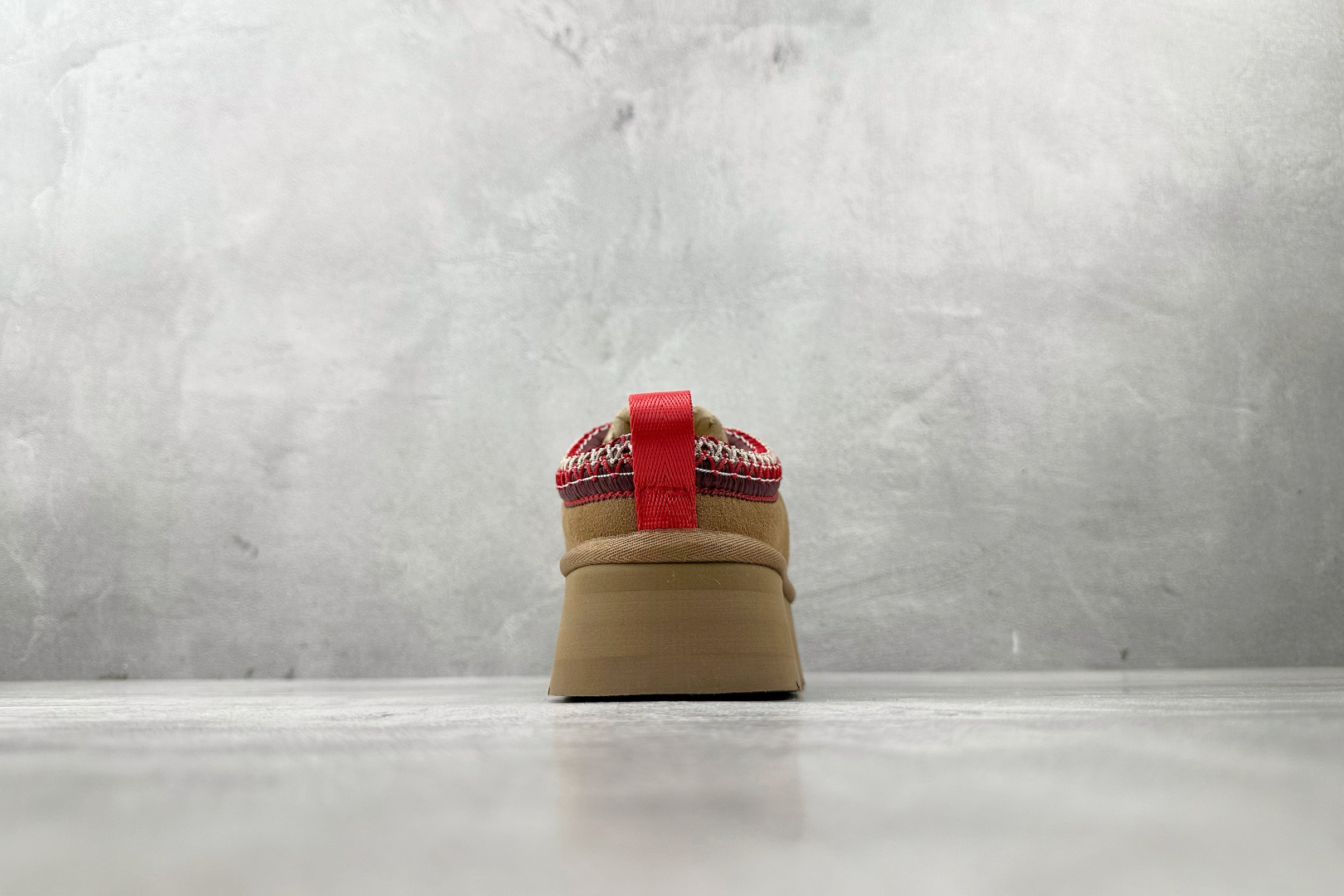 220 UGG Tazz 栗色 1122553-CHE-Chinese UA Cheap High Quatity Brand Clothes Bags handbags Sneakers wholesale wholesaler seller from China Factory suppliers Fashion Clothing Shoes best Quality Beautiful Price 220 UGG Tazz 栗色 1122553-CHE