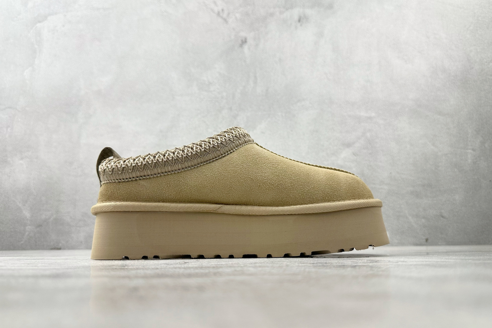 220 UGG Tazz 芥菜籽色 1122553-MDSD-Chinese UA Cheap High Quatity Brand Clothes Bags handbags Sneakers wholesale wholesaler seller from China Factory suppliers Fashion Clothing Shoes best Quality Beautiful Price 220 UGG Tazz 芥菜籽色 1122553-MDSD