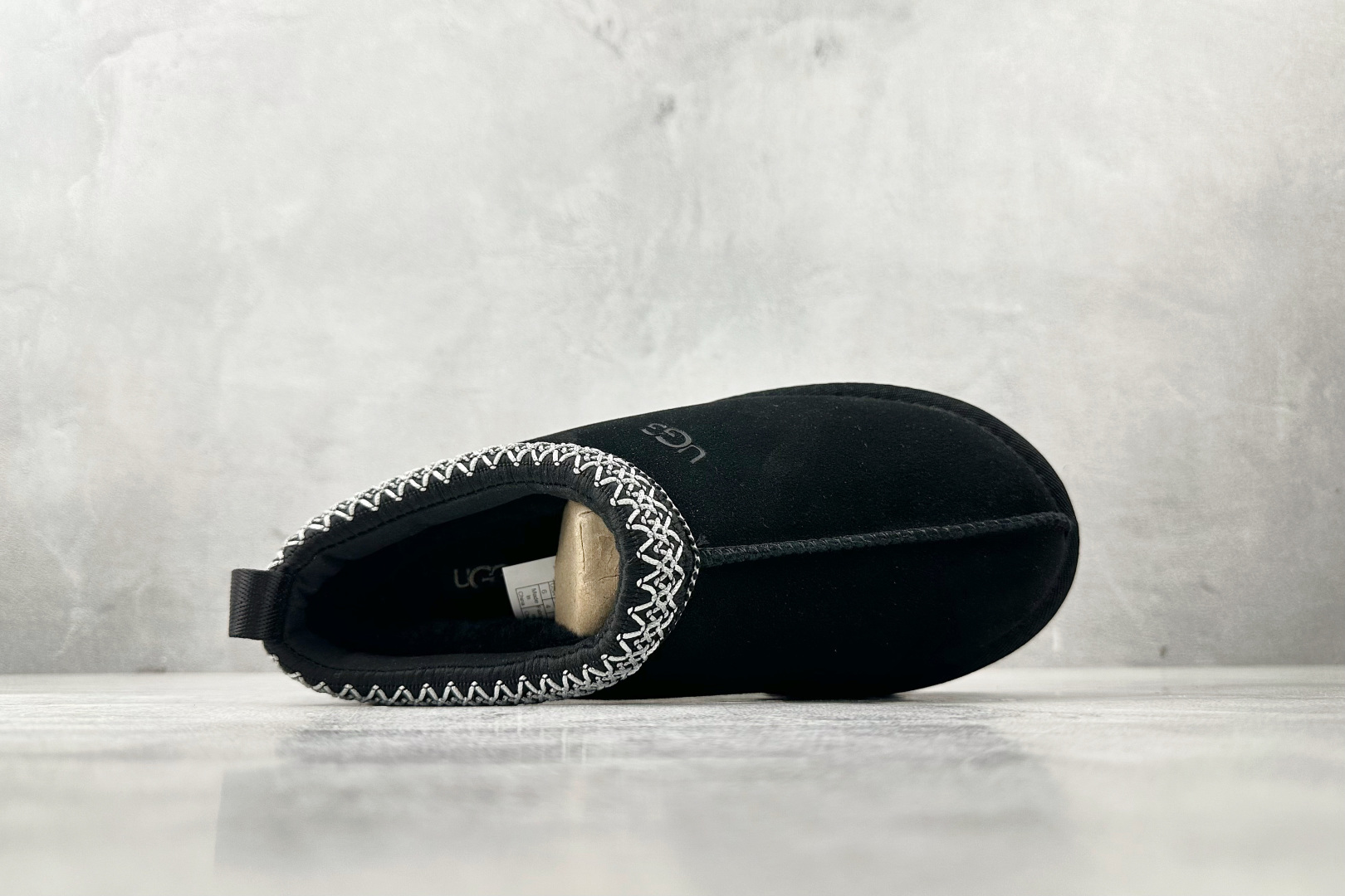 220 UGG Tazz 黑色 1122553-BLK-Chinese UA Cheap High Quatity Brand Clothes Bags handbags Sneakers wholesale wholesaler seller from China Factory suppliers Fashion Clothing Shoes best Quality Beautiful Price 220 UGG Tazz 黑色 1122553-BLK