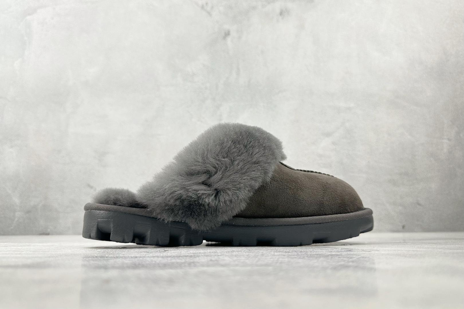 200 UGG Coquette Slipper 炭灰色 1015125-GREY