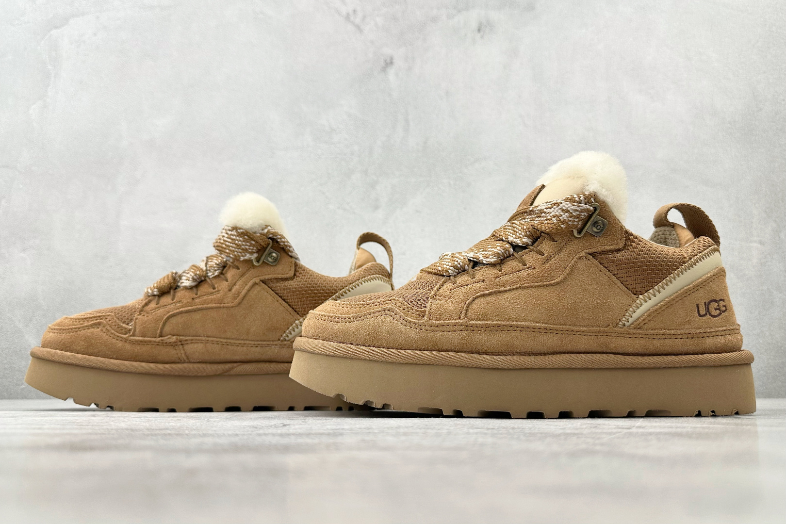 UGG 土黄 1144032-CHE