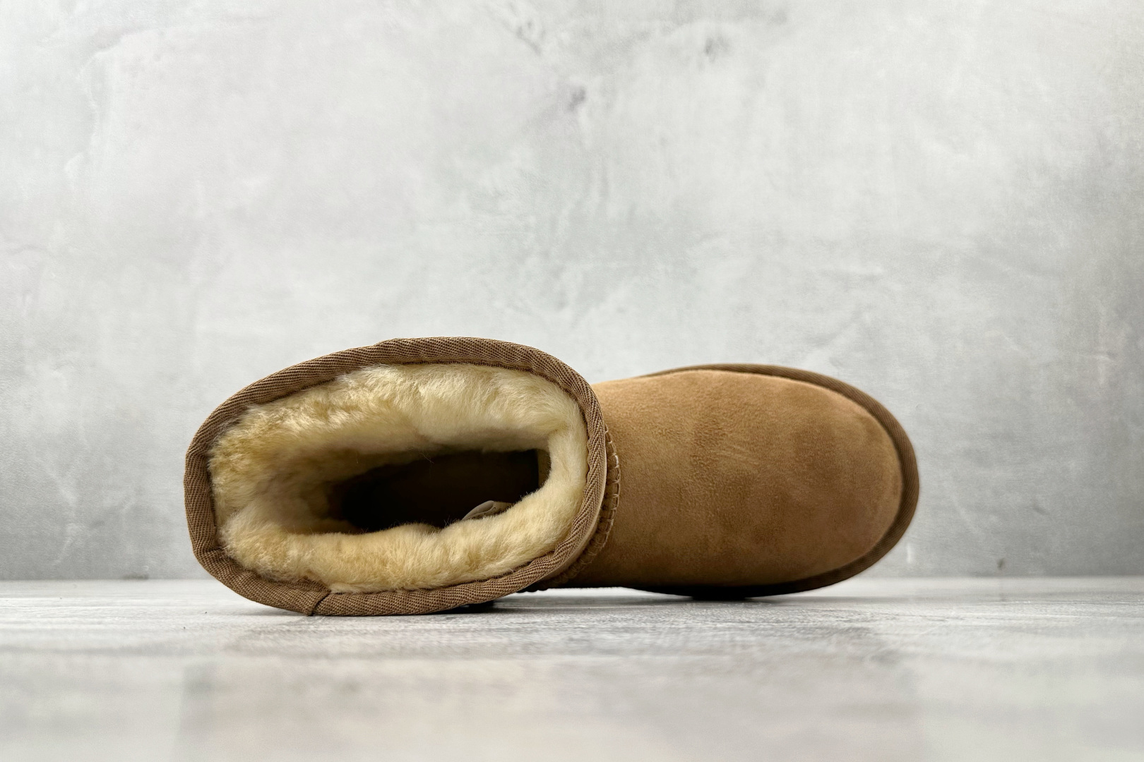 UGG CLASSIC MINI 栗色 1016222-CHE