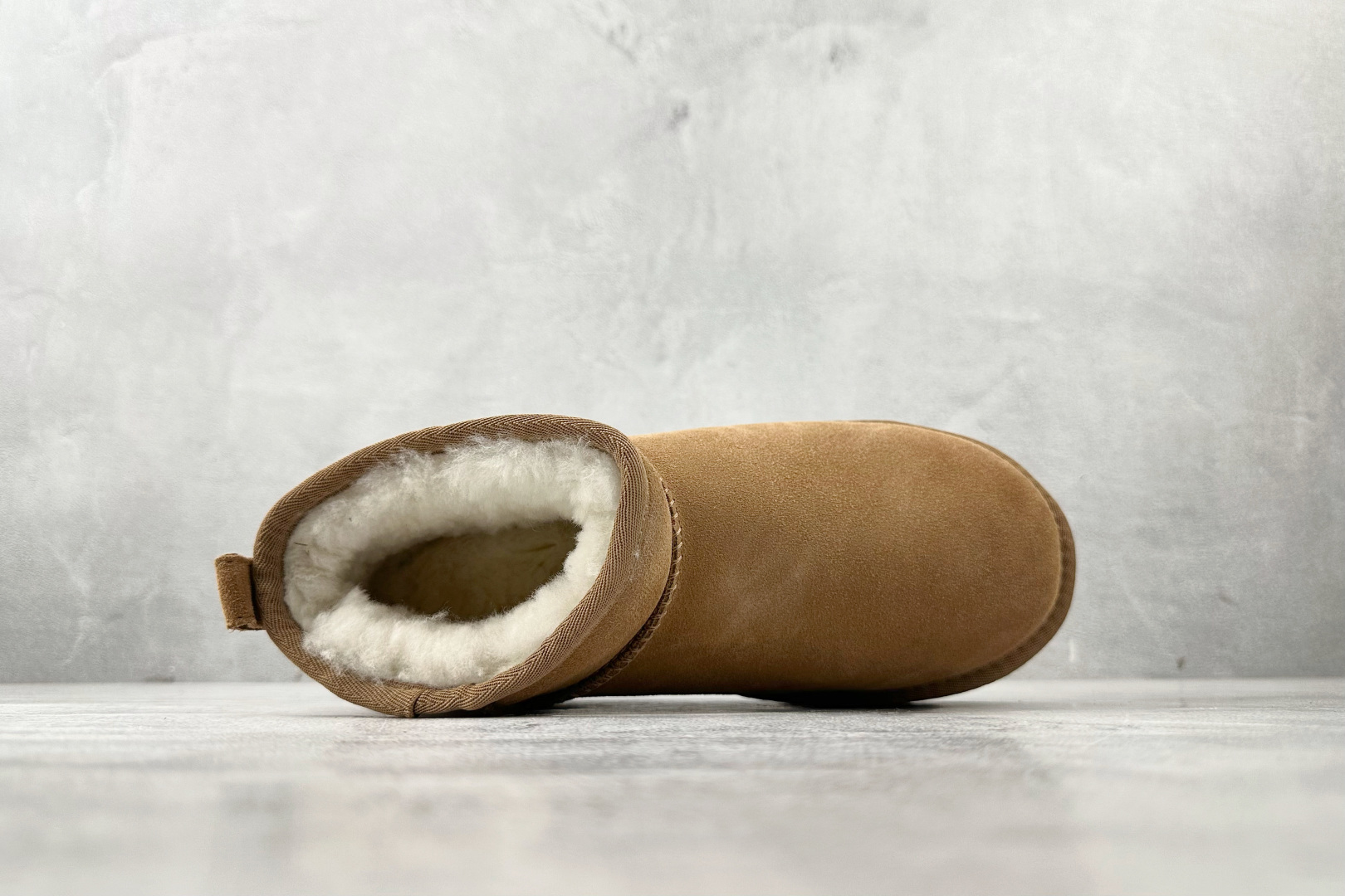 UGG 5cm 厚底短筒雪地靴 栗色 1135092-CHE-High Quatity Cheap Brand wholesale wholesaler seller Clothes Bags handbags Sneakers Top Fashion Clothing Shoes from China Factory Chinese suppliers best Quality Beautiful Price UGG 5cm 厚底短筒雪地靴 栗色 1135092-CHE