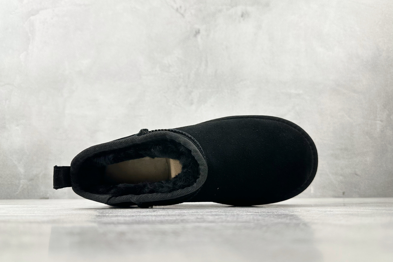 UGG 5cm 厚底短筒雪地靴 黑色 1135092-BLK