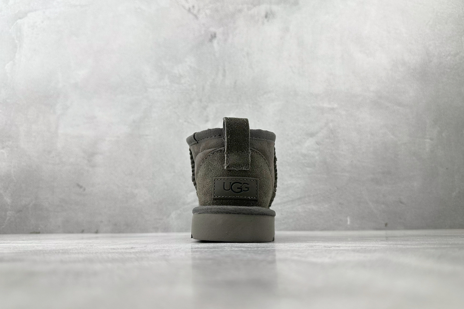 UGG CLASSIC ULTRA MINI 灰色 1116109-GREY