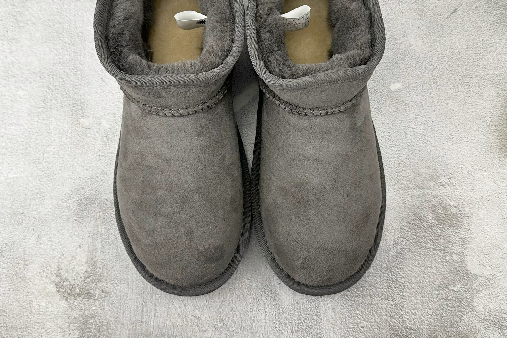 UGG CLASSIC ULTRA MINI 灰色 1116109-GREY