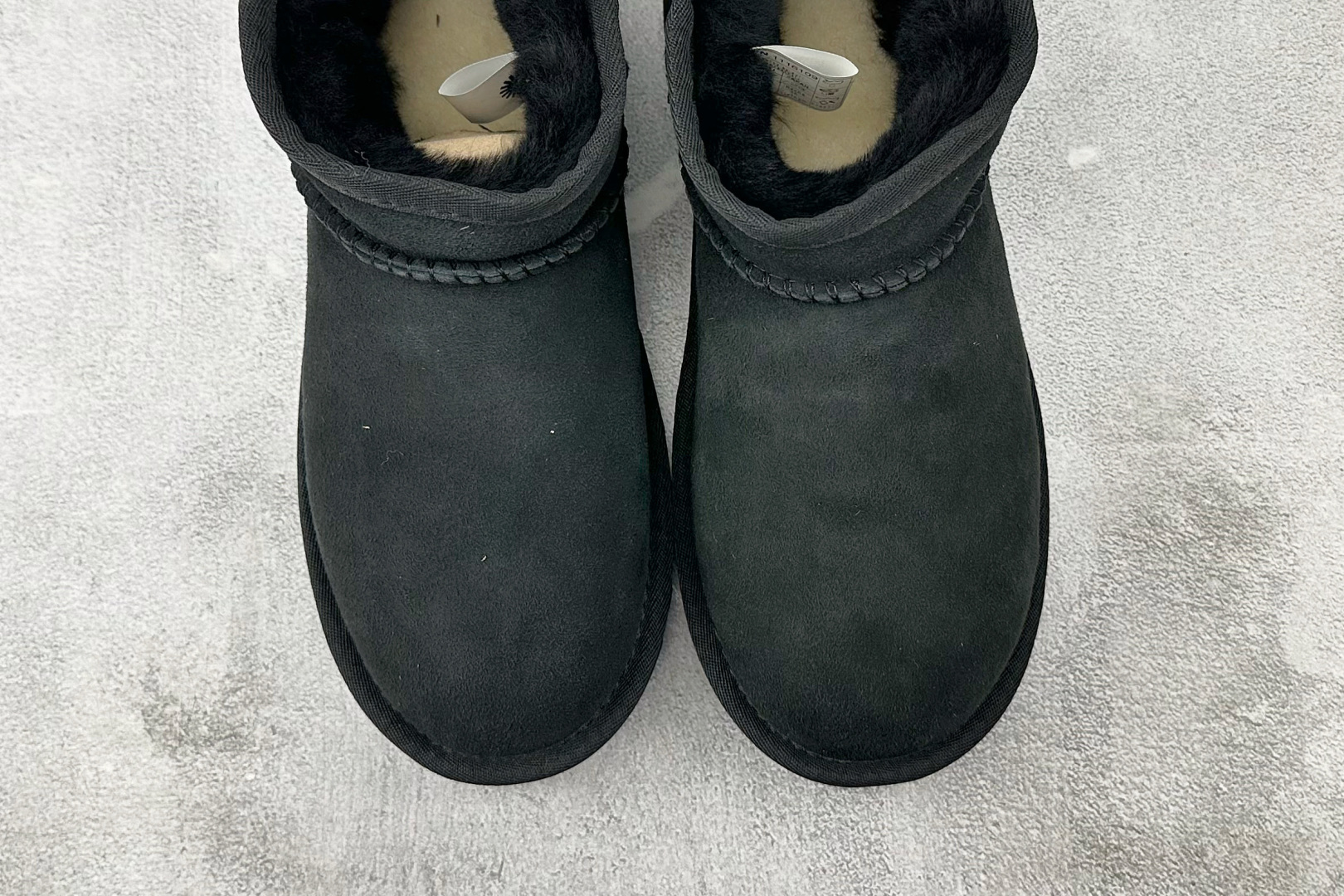 UGG CLASSIC ULTRA MINI 黑色 1116109-BLK