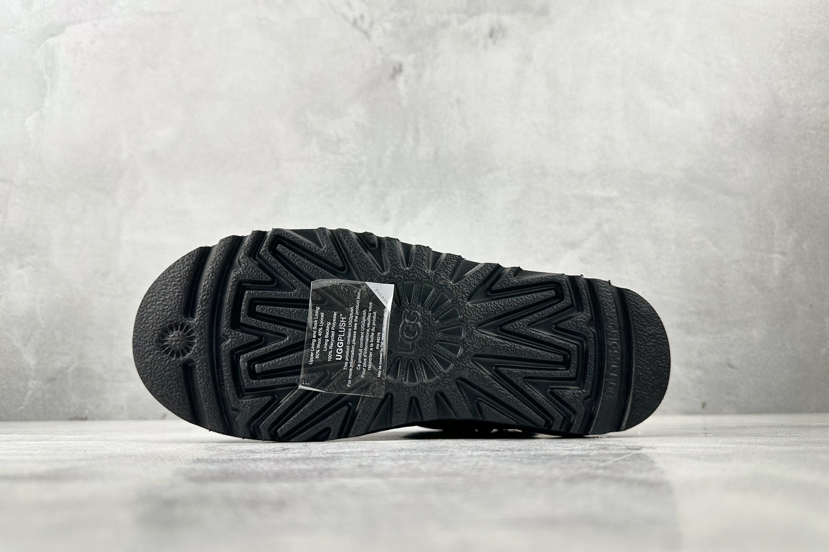 UGG CLASSIC ULTRA MINI 黑色 1116109-BLK