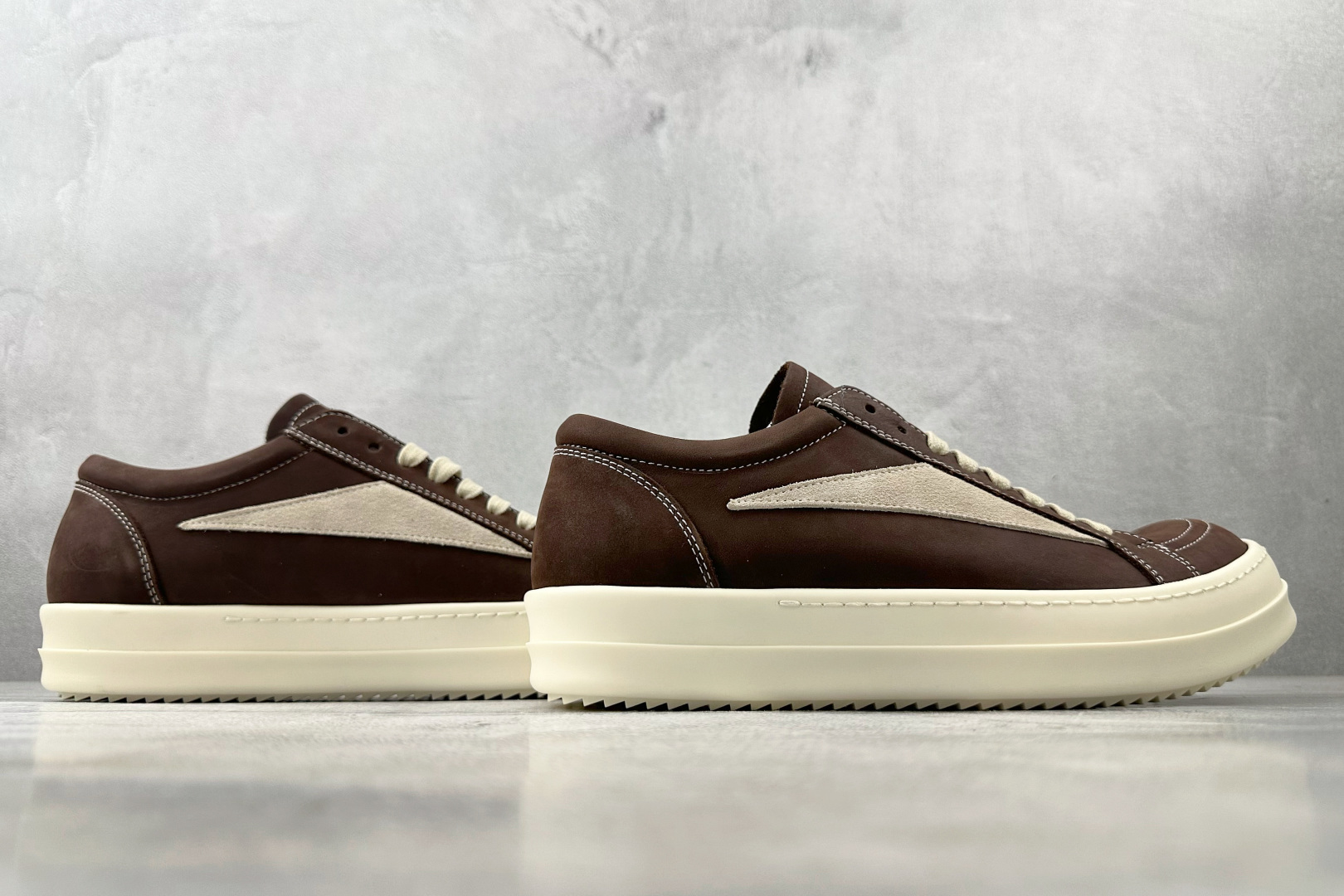 480 RICK OWENS/RO Concordians 棕色 RU02E1897LWNLVS0-411-Chinese UA Cheap High Quatity Brand Clothes Bags handbags Sneakers wholesale wholesaler seller from China Factory suppliers Fashion Clothing Shoes best Quality Beautiful Price 480 RICK OWENS/RO Concordians 棕色 RU02E1897LWNLVS0-411