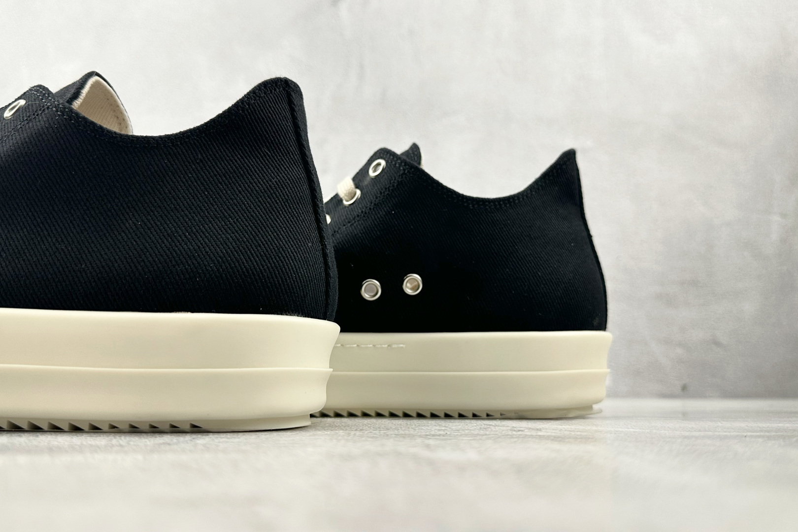 430 RICK OWENS DRKSHDW 黑色 DU02B4802SLASH-911-Chinese UA Cheap High Quatity Brand Clothes Bags handbags Sneakers wholesale wholesaler seller from China Factory suppliers Fashion Clothing Shoes best Quality Beautiful Price 430 RICK OWENS DRKSHDW 黑色 DU02B4802SLASH-911