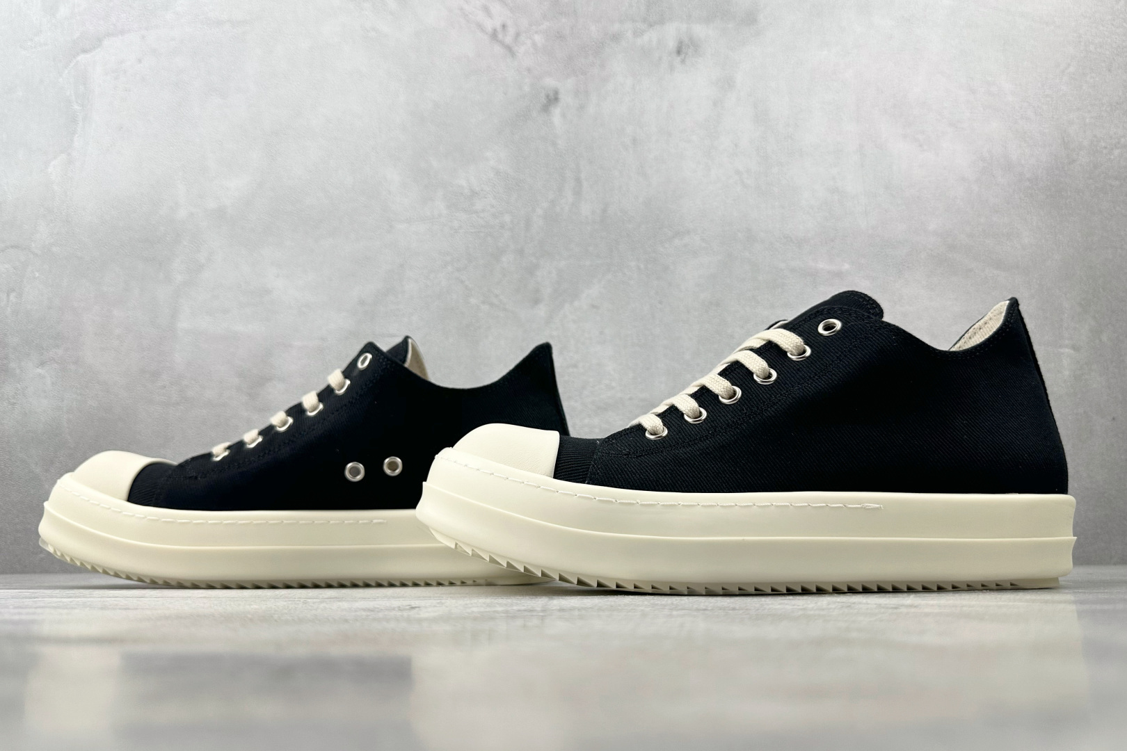 430 RICK OWENS DRKSHDW 黑色 DU02B4802SLASH-911-Chinese UA Cheap High Quatity Brand Clothes Bags handbags Sneakers wholesale wholesaler seller from China Factory suppliers Fashion Clothing Shoes best Quality Beautiful Price 430 RICK OWENS DRKSHDW 黑色 DU02B4802SLASH-911