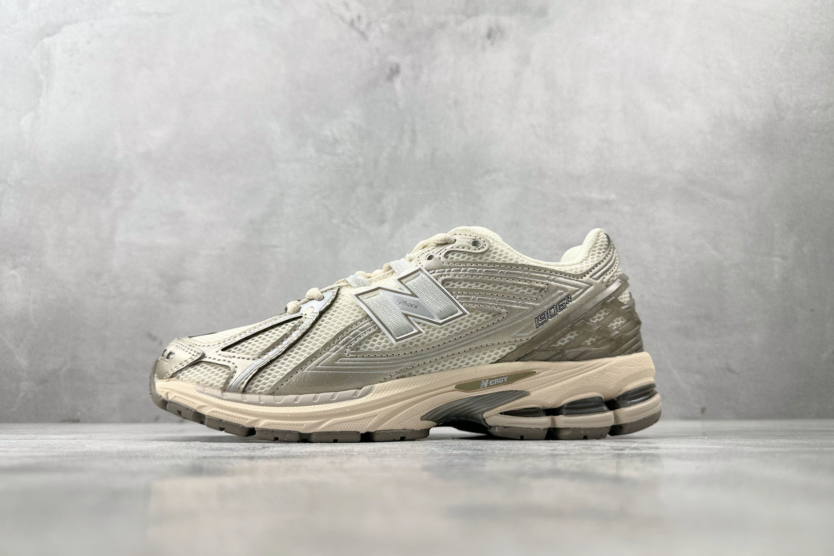 200 纯原出品 New Balance NB 1906R 米色 U1906R