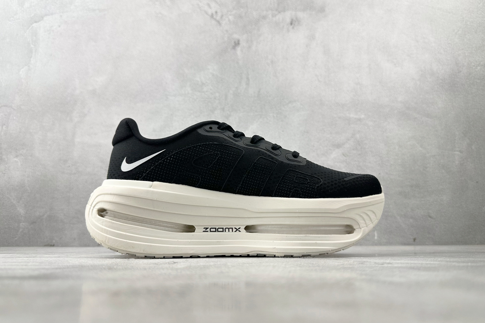 全套数据私模 Nike Vomero Vomero Premium 黑白 HQ2050-007-High Quatity Cheap Brand wholesale wholesaler seller Clothes Bags handbags Sneakers Top Fashion Clothing Shoes from China Factory Chinese suppliers best Quality Beautiful Price 全套数据私模 Nike Vomero Vomero Premium 黑白 HQ2050-007