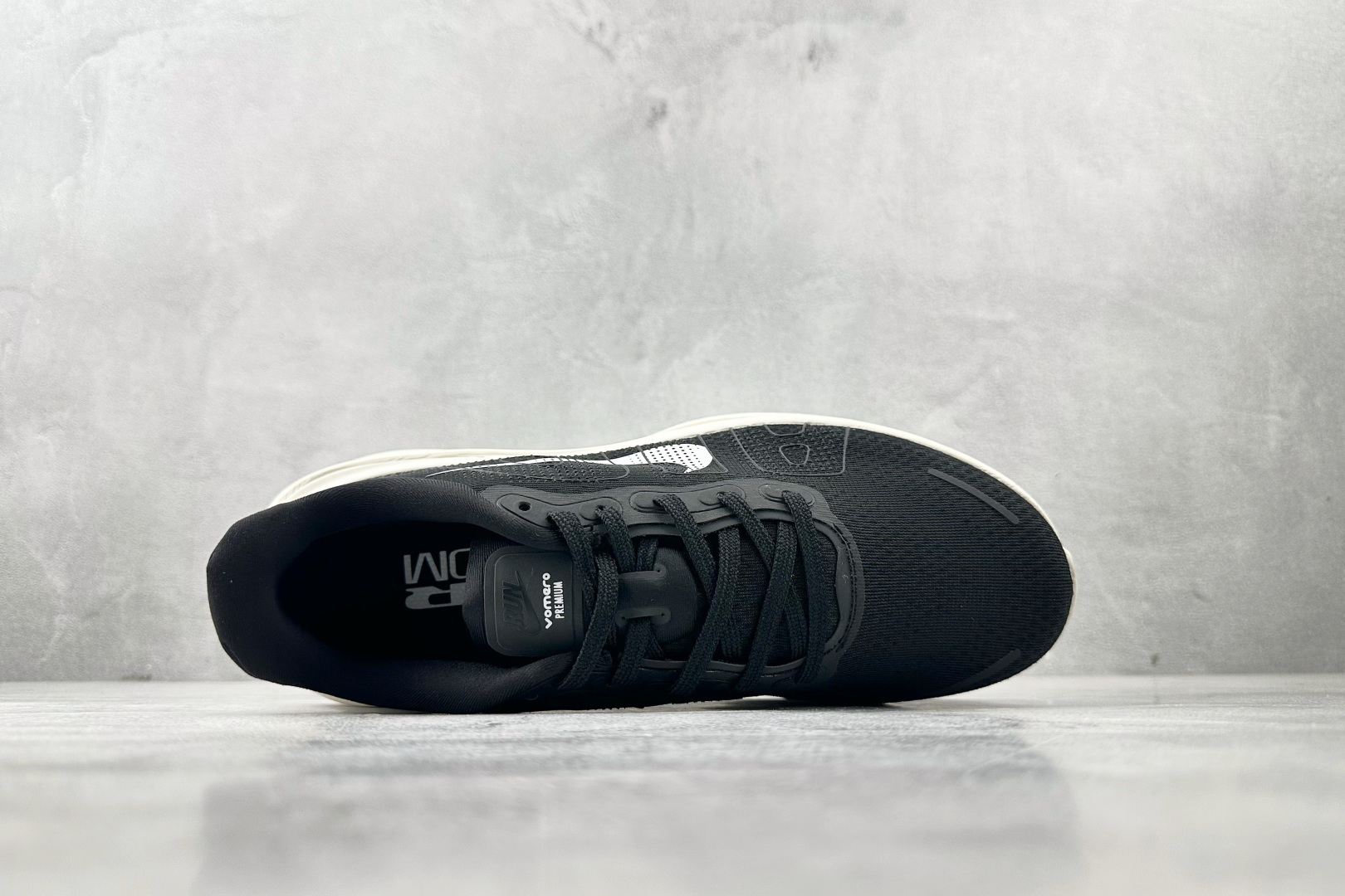 全套数据私模 Nike Vomero Vomero Premium 黑白 HQ2050-007-High Quatity Cheap Brand wholesale wholesaler seller Clothes Bags handbags Sneakers Top Fashion Clothing Shoes from China Factory Chinese suppliers best Quality Beautiful Price 全套数据私模 Nike Vomero Vomero Premium 黑白 HQ2050-007