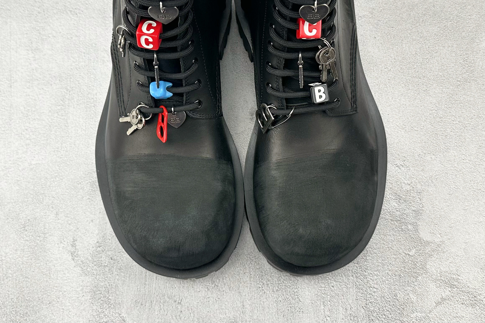 600 Balenciaga巴黎世家 Hummer 黑色 786137WCDA3