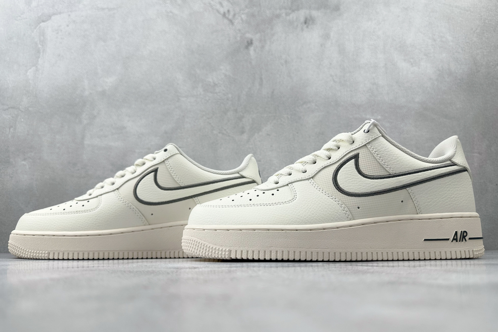 Nike Air Force 1 low 米色 IB7677-101