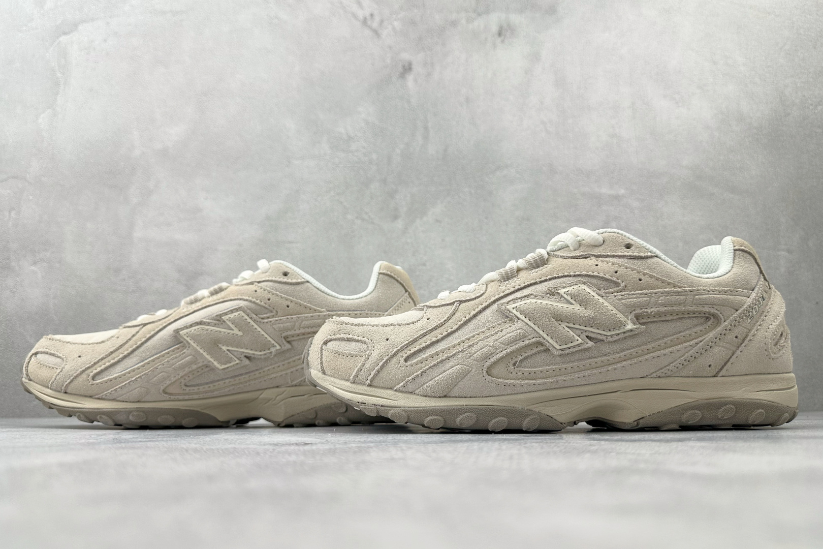 200 纯原出品 New Balance 204L 白色 U204LMMC