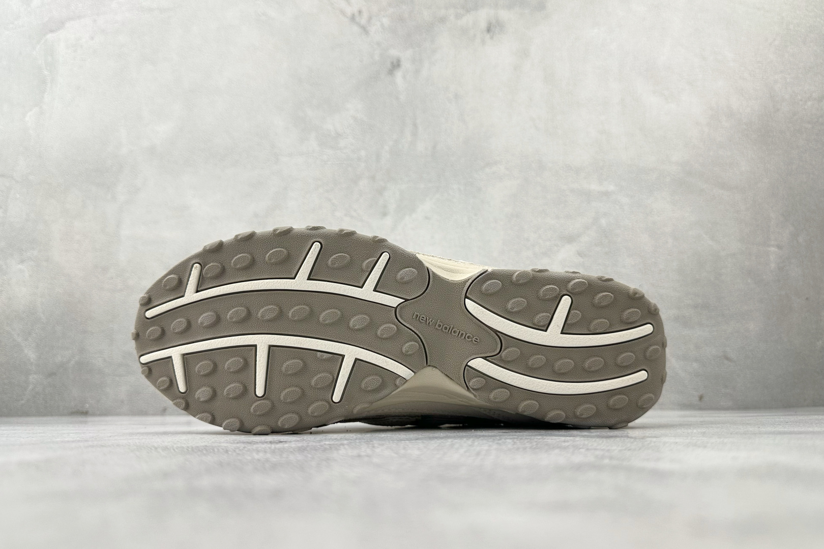 200 纯原出品 New Balance 204L 白色 U204LMMC