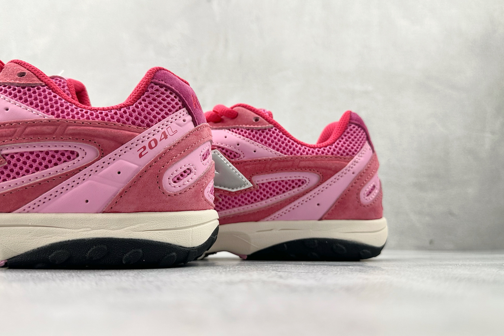 200 纯原出品 KITH x New Balance 204L 粉色 U204LKTH