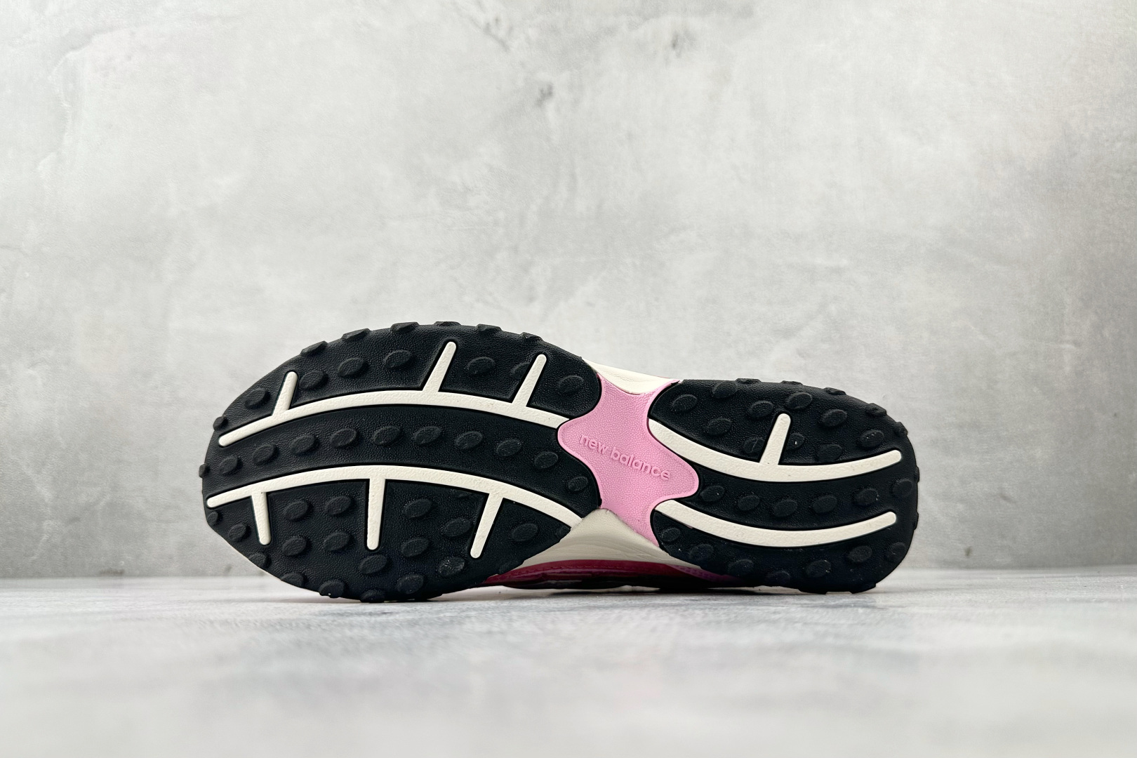 200 纯原出品 KITH x New Balance 204L 粉色 U204LKTH