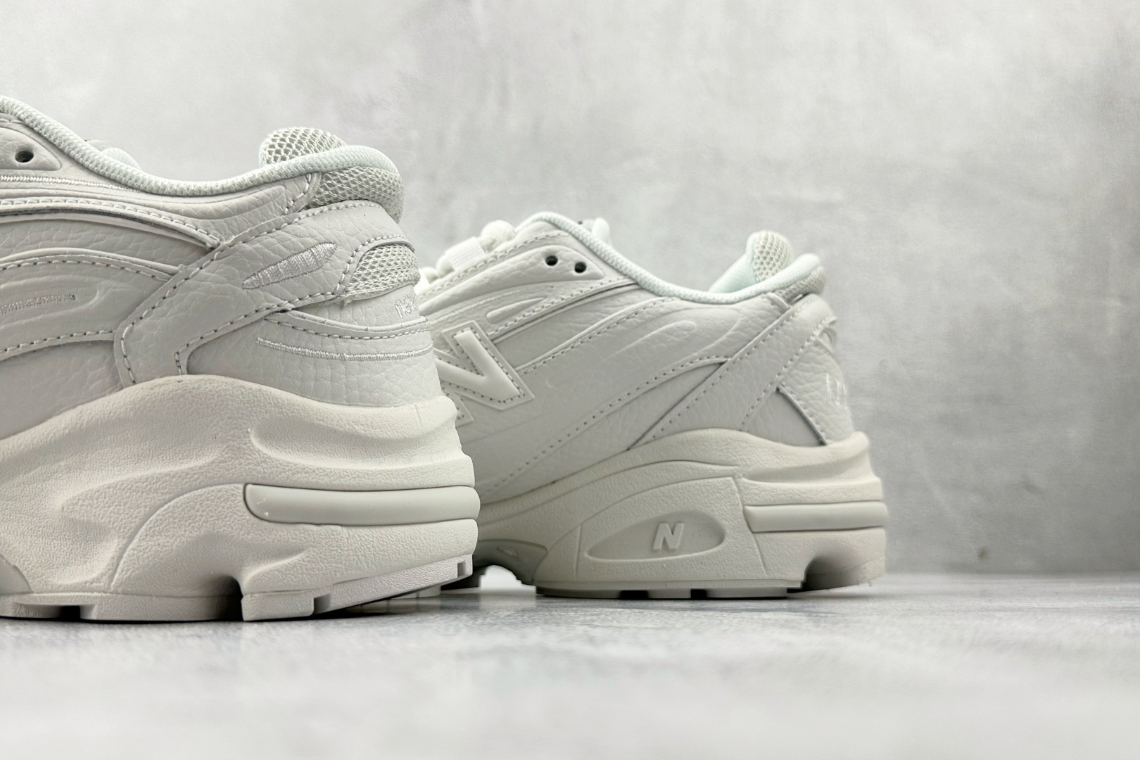 220 大厂出品 New Balance NB 1000 Reflection Sea Salt 白色 M1000BW