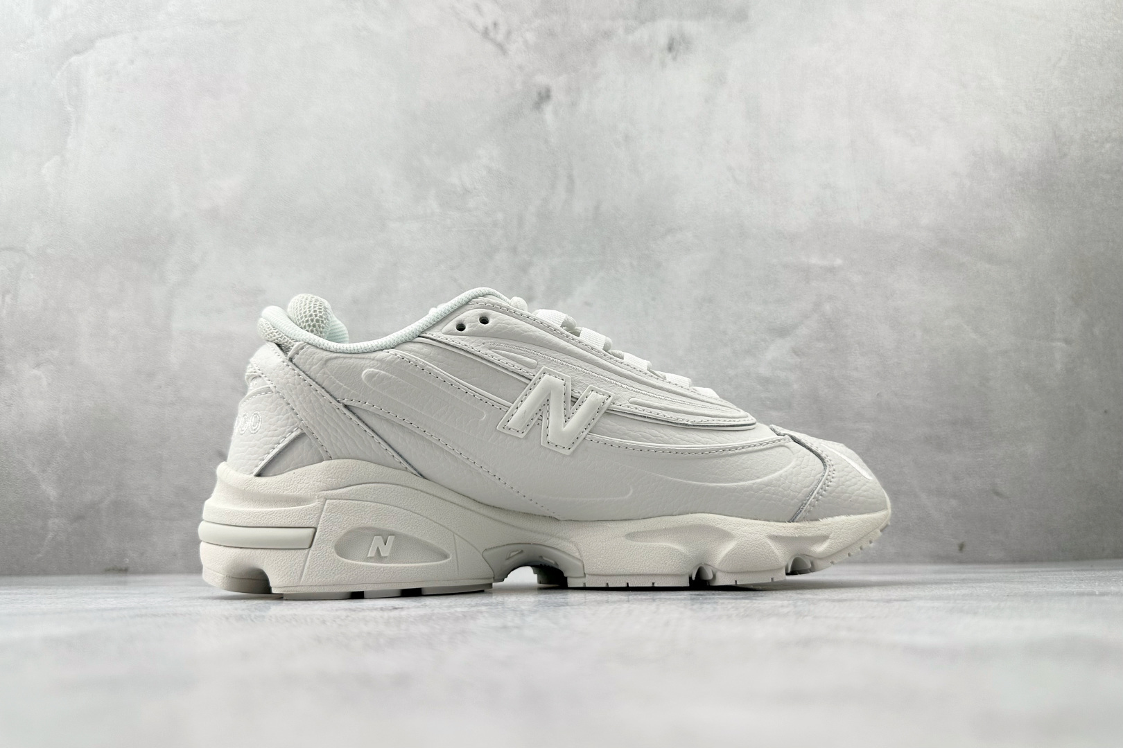 220 大厂出品 New Balance NB 1000 Reflection Sea Salt 白色 M1000BW