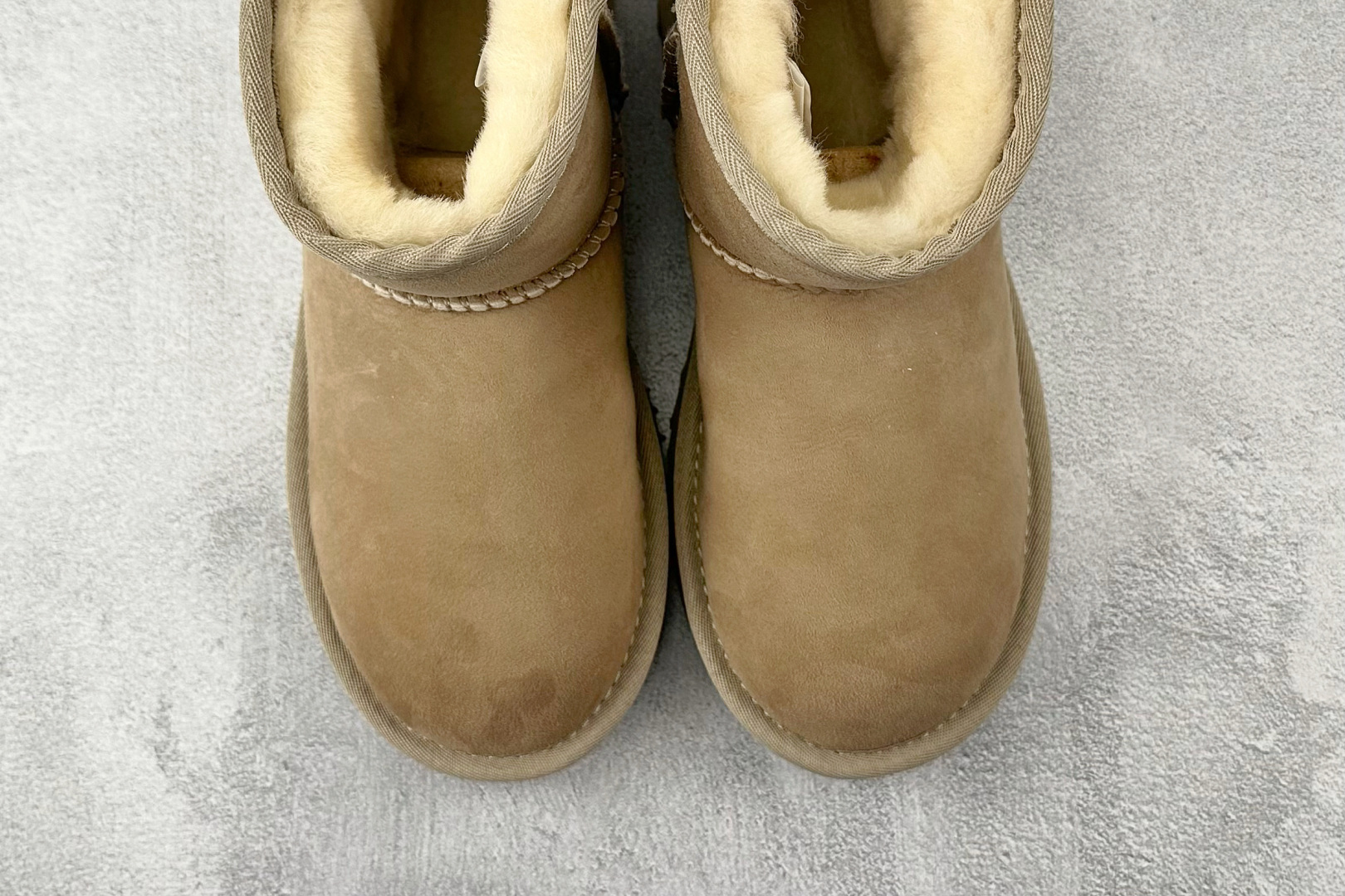 UGG CLASSIC MINI 沙色 1016222-SADN