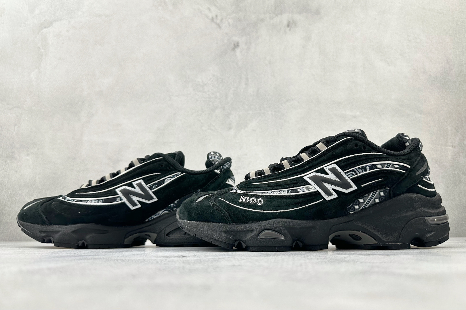 220 大厂出品 atmos x New Balance NB 1000 Bandhnu 黑白 M1000AP-Chinese UA Cheap High Quatity Brand Clothes Bags handbags Sneakers wholesale wholesaler seller from China Factory suppliers Fashion Clothing Shoes best Quality Beautiful Price 220 大厂出品 atmos x New Balance NB 1000 Bandhnu 黑白 M1000AP