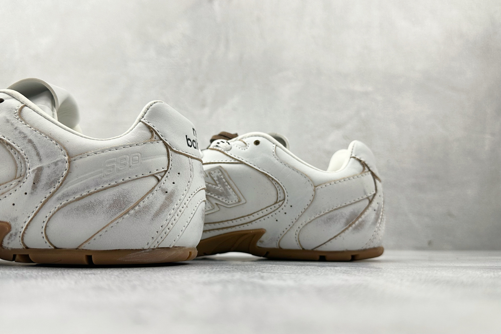 340 顶级 New Balance × MIU MIU缪缪 NB 530 白色 5E165E_3F33_F0009_F_D005