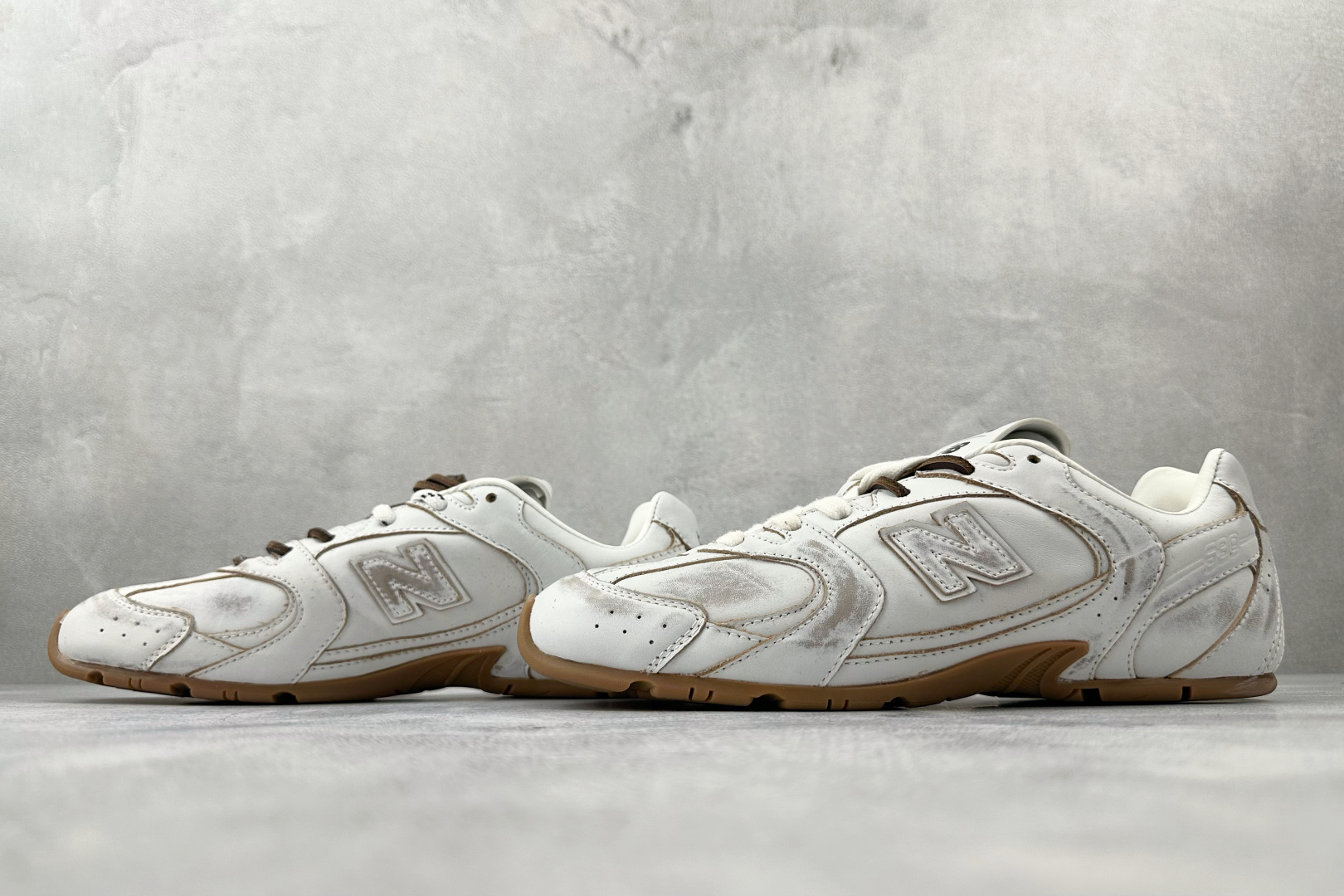 340 顶级 New Balance × MIU MIU缪缪 NB 530 白色 5E165E_3F33_F0009_F_D005