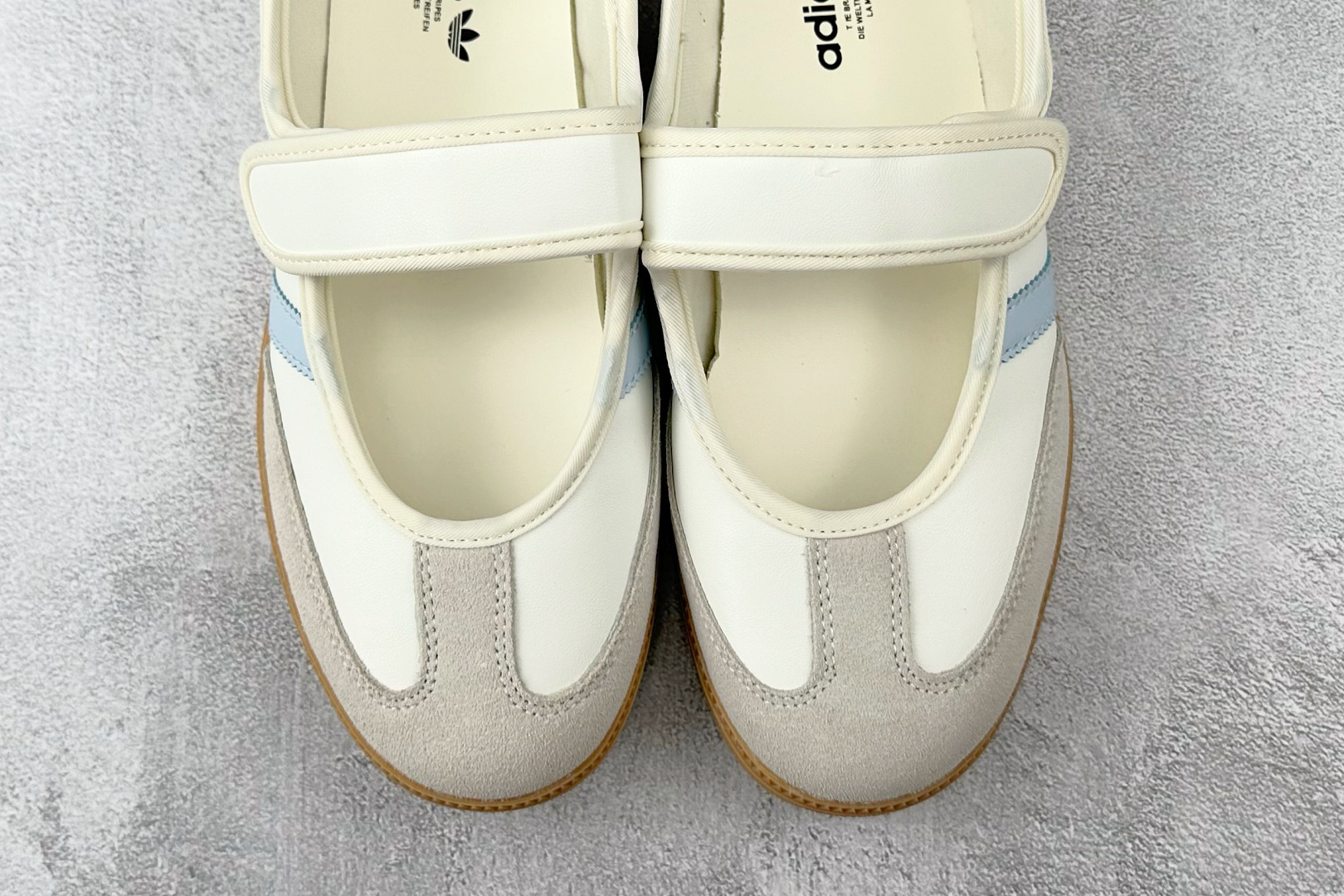 160 adidas originals Samba Jane 白蓝 JR7339