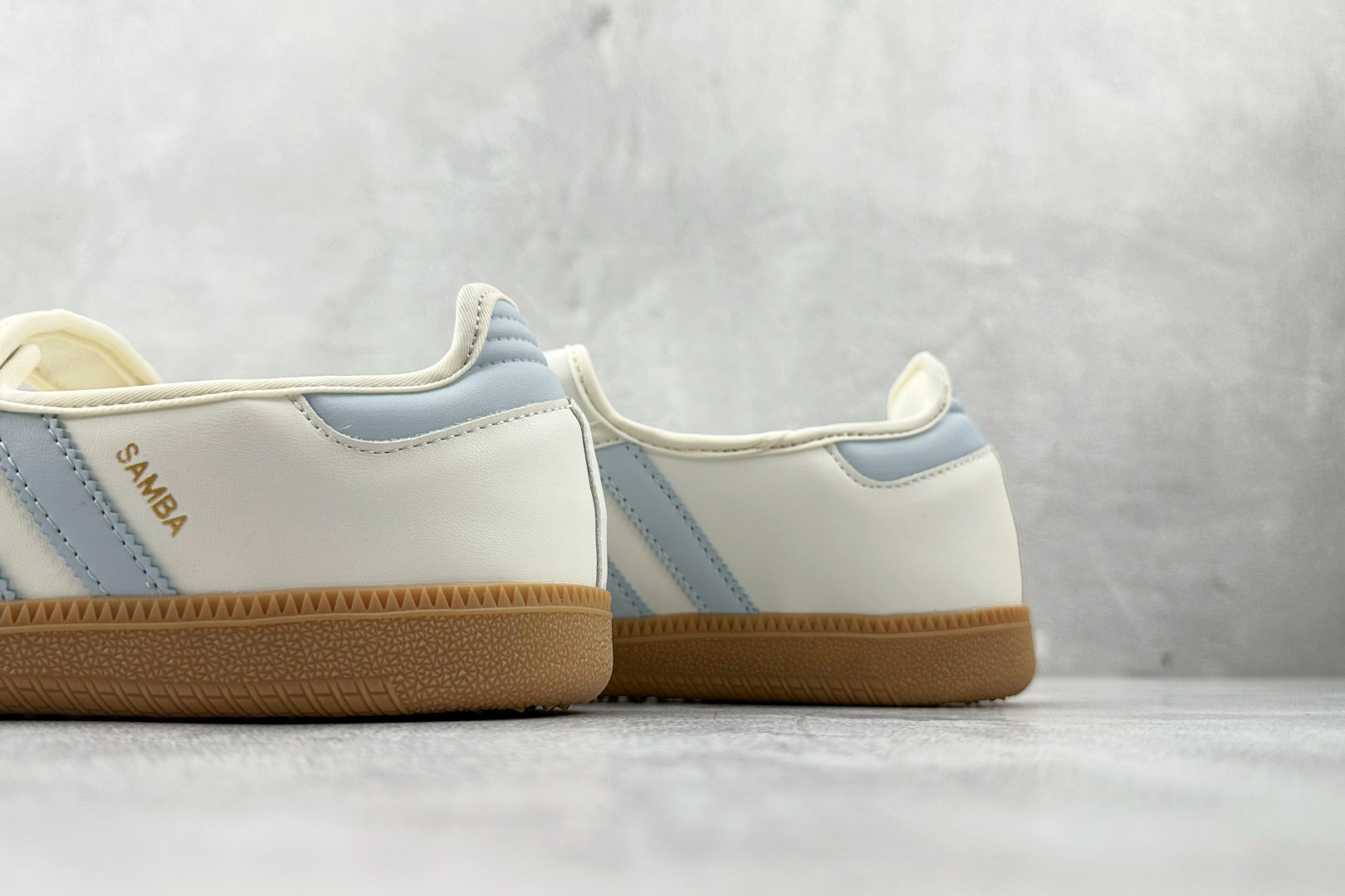 160 adidas originals Samba Jane 白蓝 JR7339