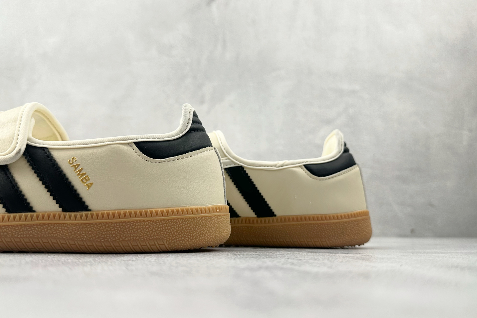 160 adidas originals Samba Jane 米色 JR7338-Chinese UA Cheap High Quatity Brand Clothes Bags handbags Sneakers wholesale wholesaler seller from China Factory suppliers Fashion Clothing Shoes best Quality Beautiful Price 160 adidas originals Samba Jane 米色 JR7338