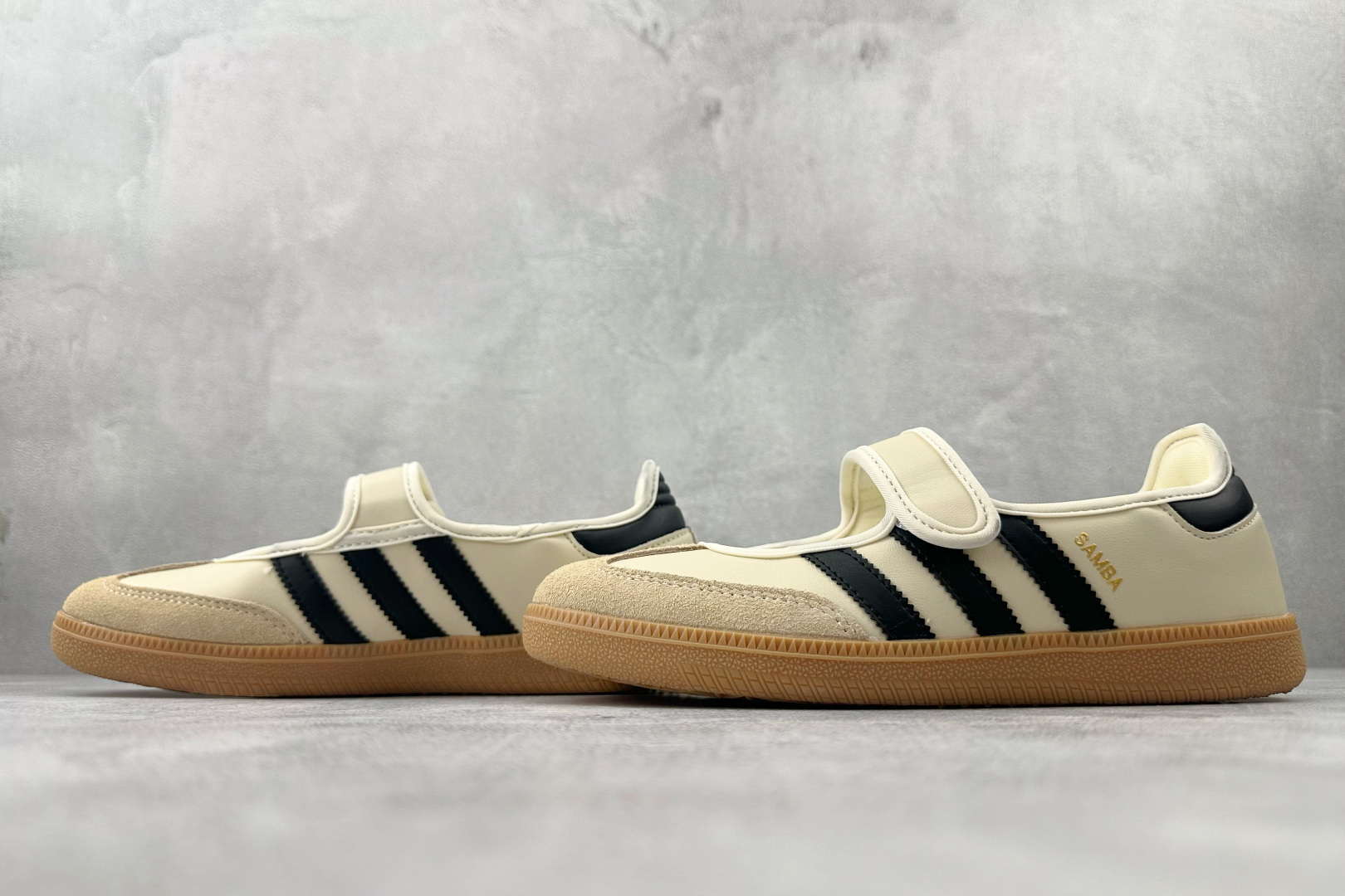 160 adidas originals Samba Jane 米色 JR7338-Chinese UA Cheap High Quatity Brand Clothes Bags handbags Sneakers wholesale wholesaler seller from China Factory suppliers Fashion Clothing Shoes best Quality Beautiful Price 160 adidas originals Samba Jane 米色 JR7338