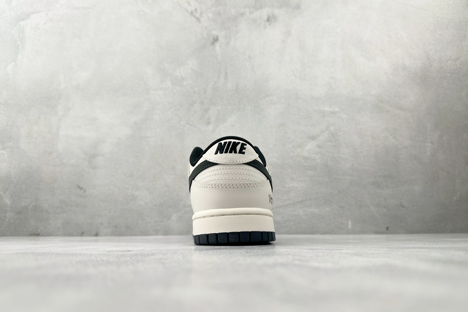 定制球鞋 Nike Dunk SB 朱墨黑 WB0508-041