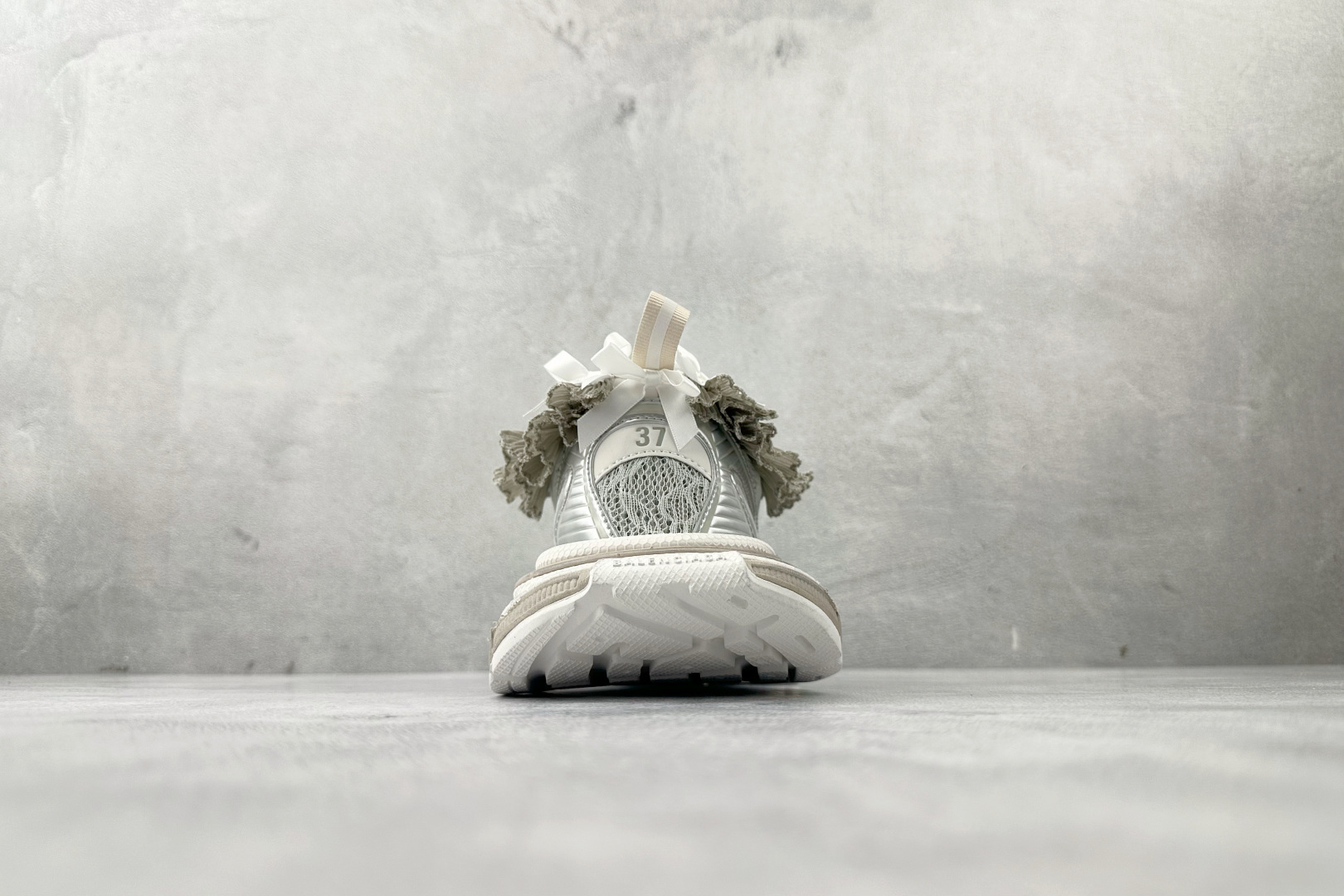 480 代购版 Balenciaga巴黎世家 3XL 白色 832994WXLMC