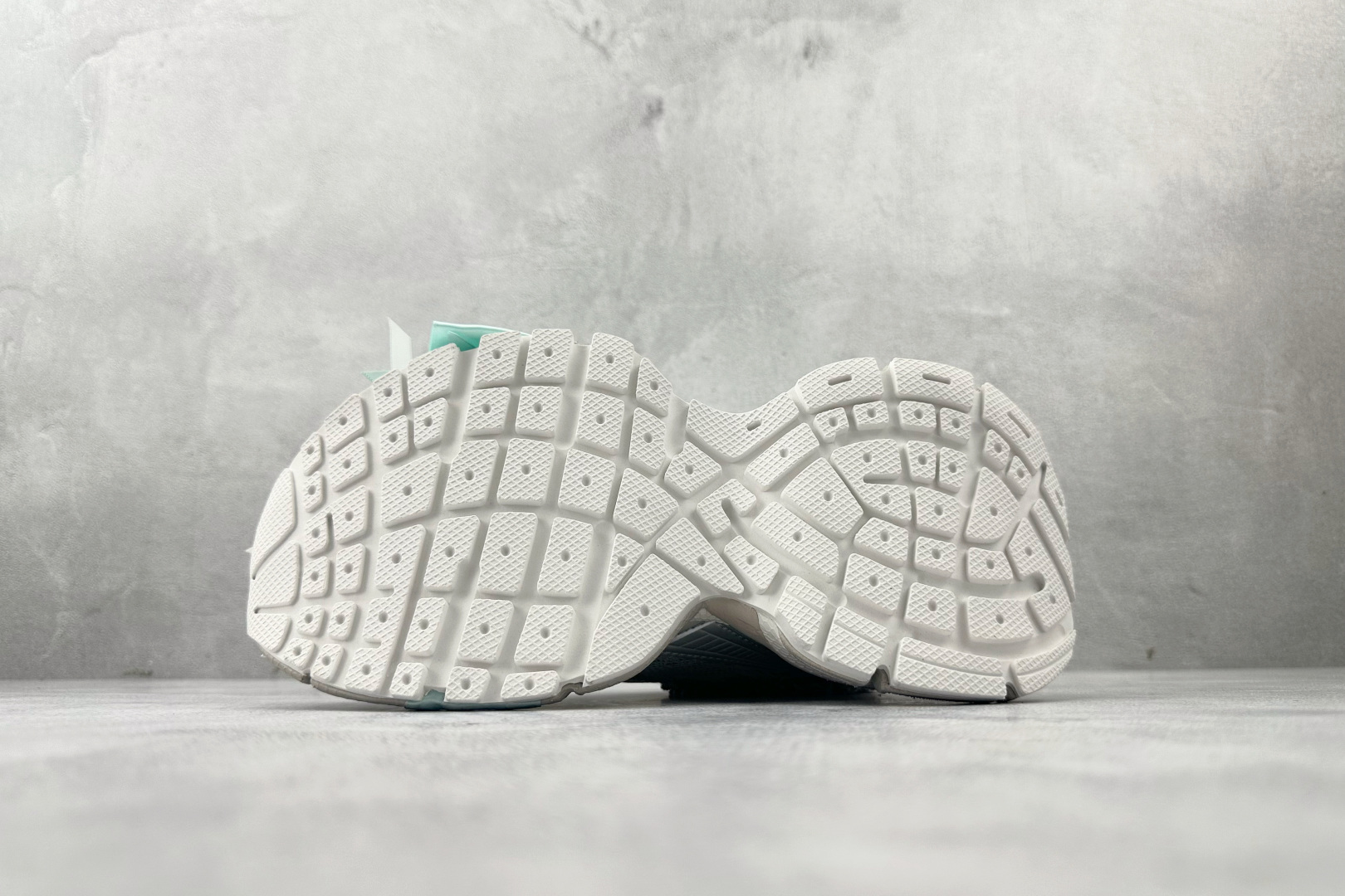 480 代购版 Balenciaga巴黎世家 3XL 白色 832994WXLMC