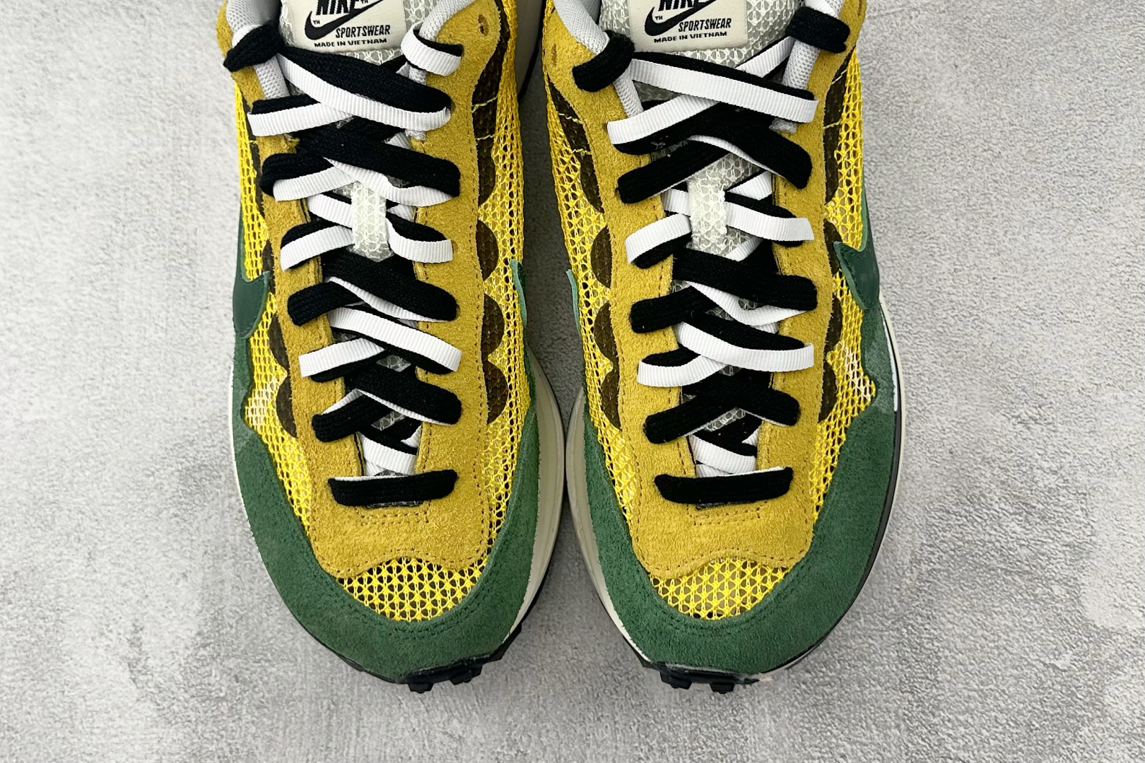 特价 顶级纯原 特价福利 Sacai x Nike VaporWaffle tour yellow 联名