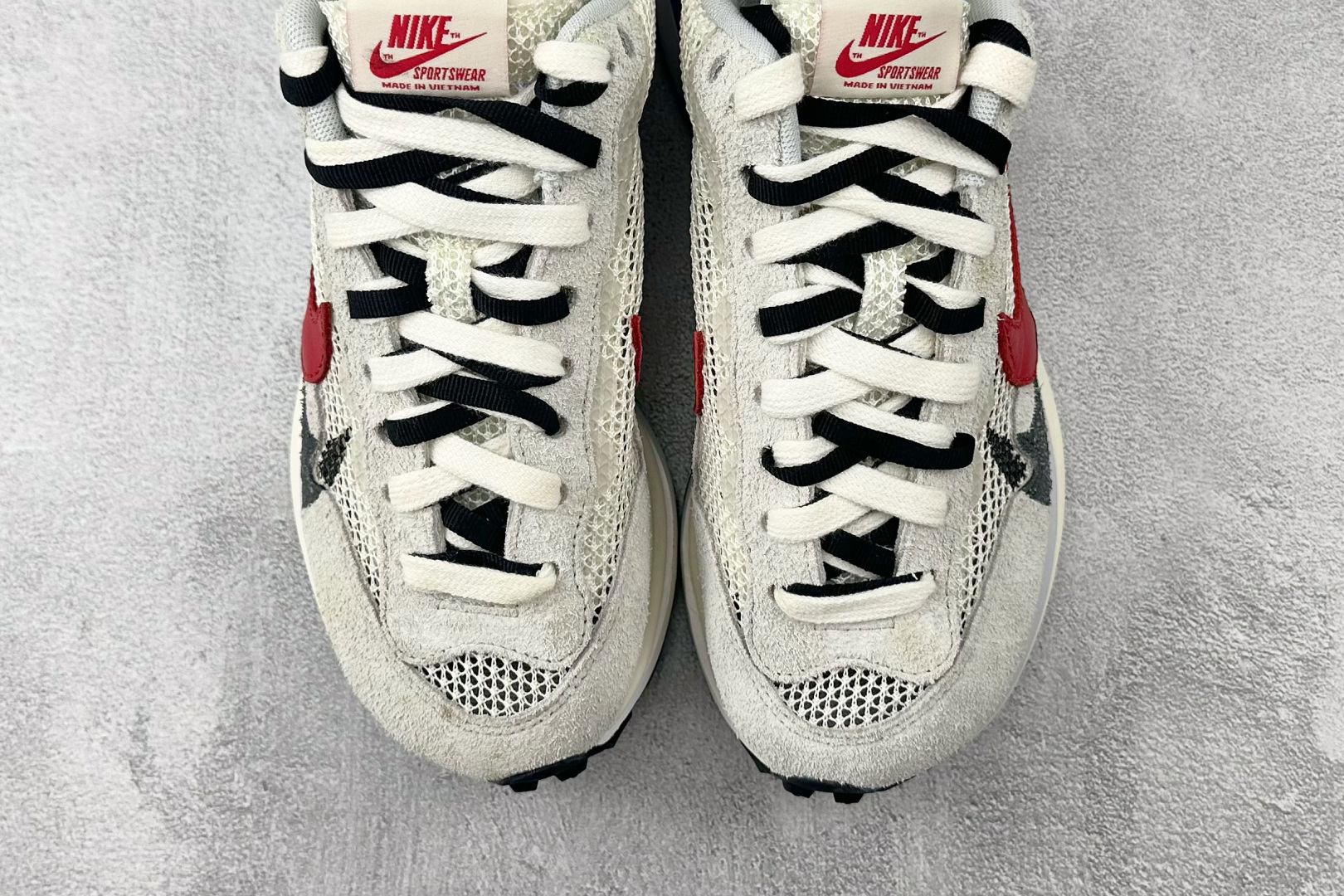 特价 顶级纯原 特价福利 Sacai x Nike VaporWaffle royal fuchsia