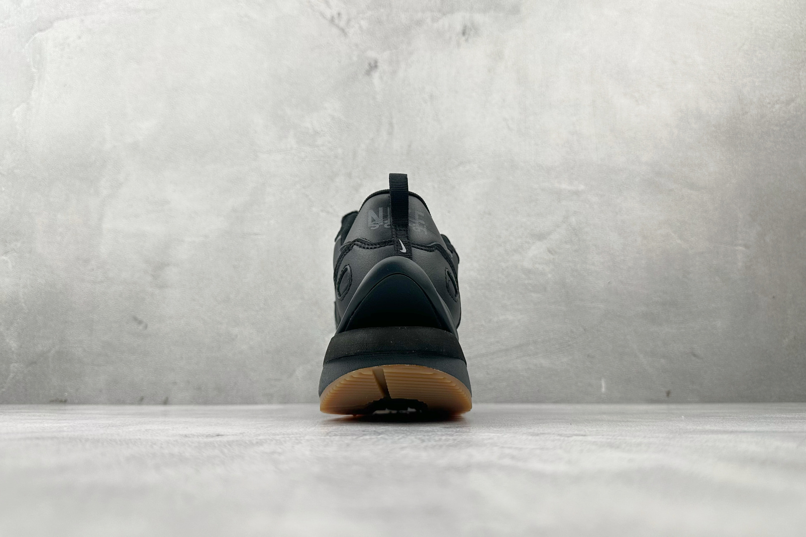 特价 顶级纯原 特价福利 Sacai x Nike VaporWaffle black and gum