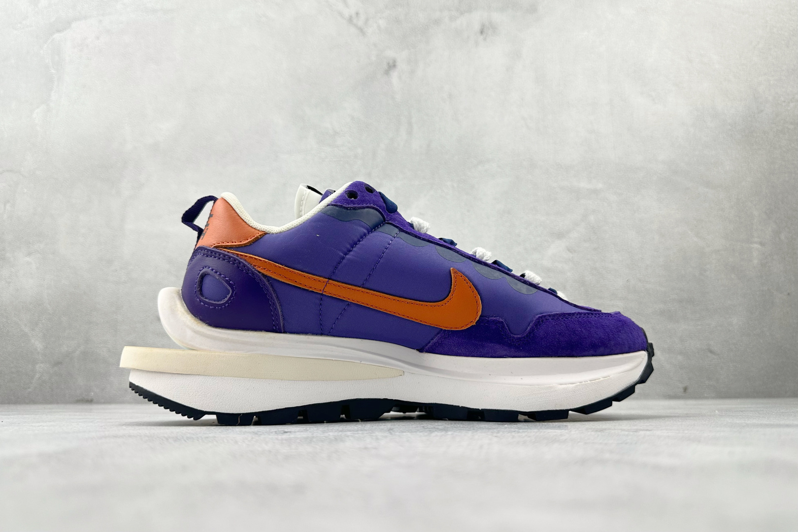 特价 顶级纯原 特价福利 Sacai x Nike VaporWaffle dark iris 紫金货号