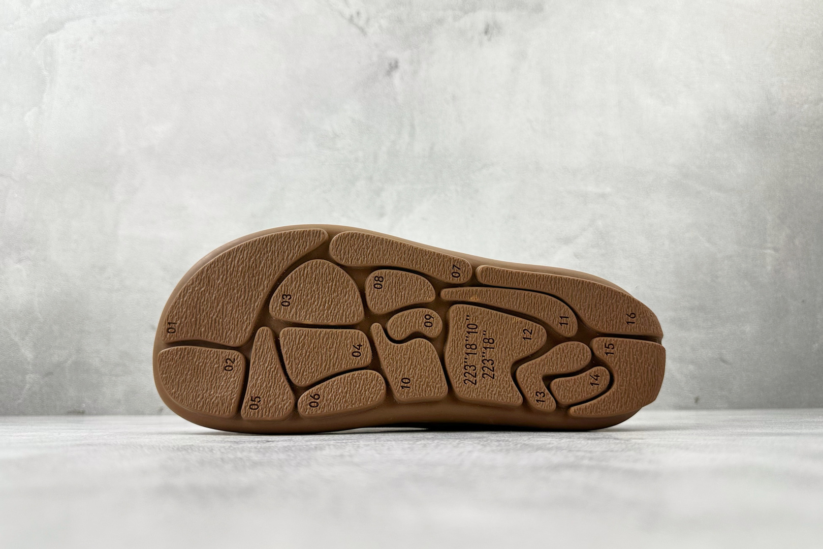 250 UGG W EVERSHEEPSKINS 栗色 1057780-2-Chinese UA Cheap High Quatity Brand Clothes Bags handbags Sneakers wholesale wholesaler seller from China Factory suppliers Fashion Clothing Shoes best Quality Beautiful Price 250 UGG W EVERSHEEPSKINS 栗色 1057780-2